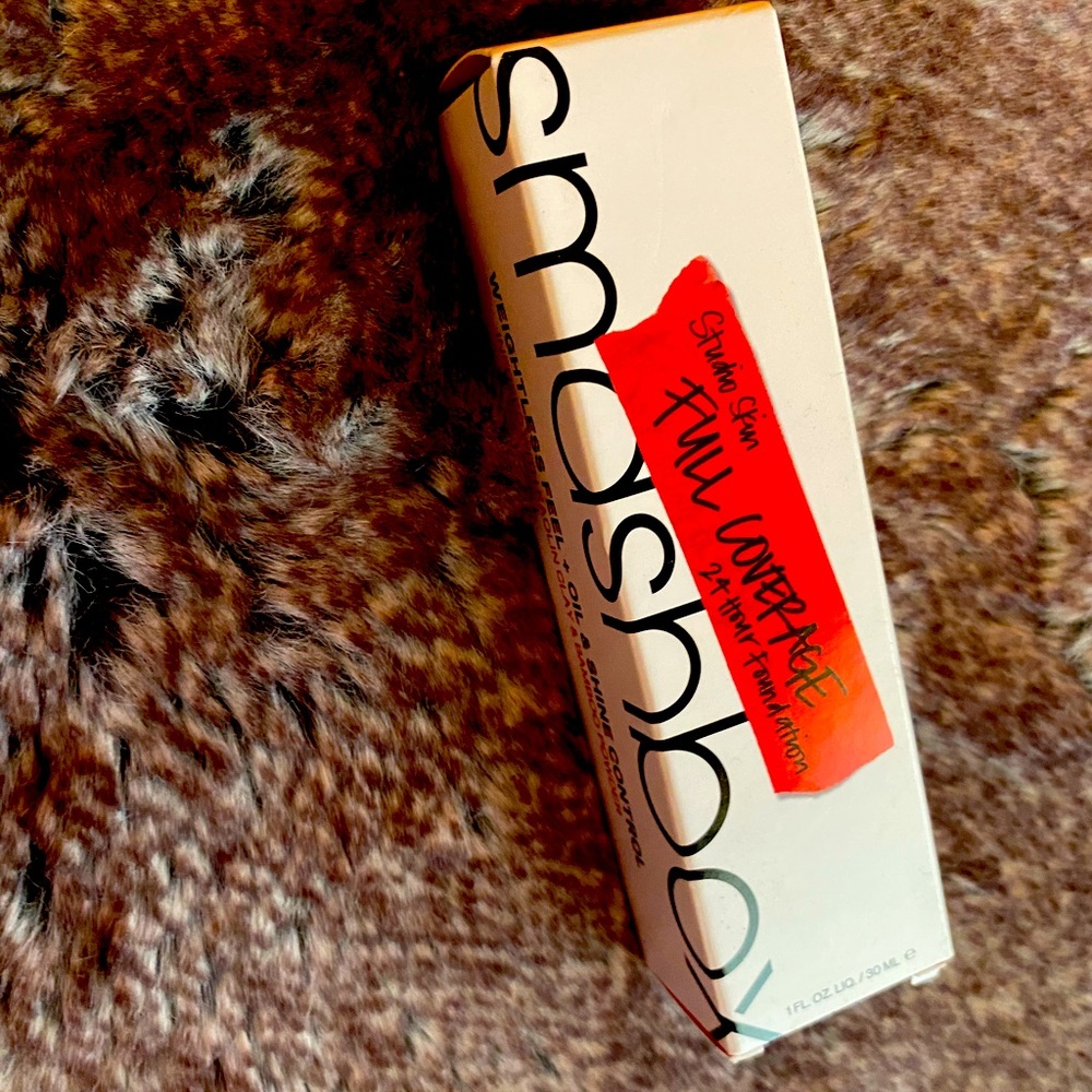 BRAND NEW Smashbox Studio Skin Full Coverage Foundation